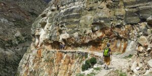 Exposed trail between Kyang and Phu on the Nar Phu trek